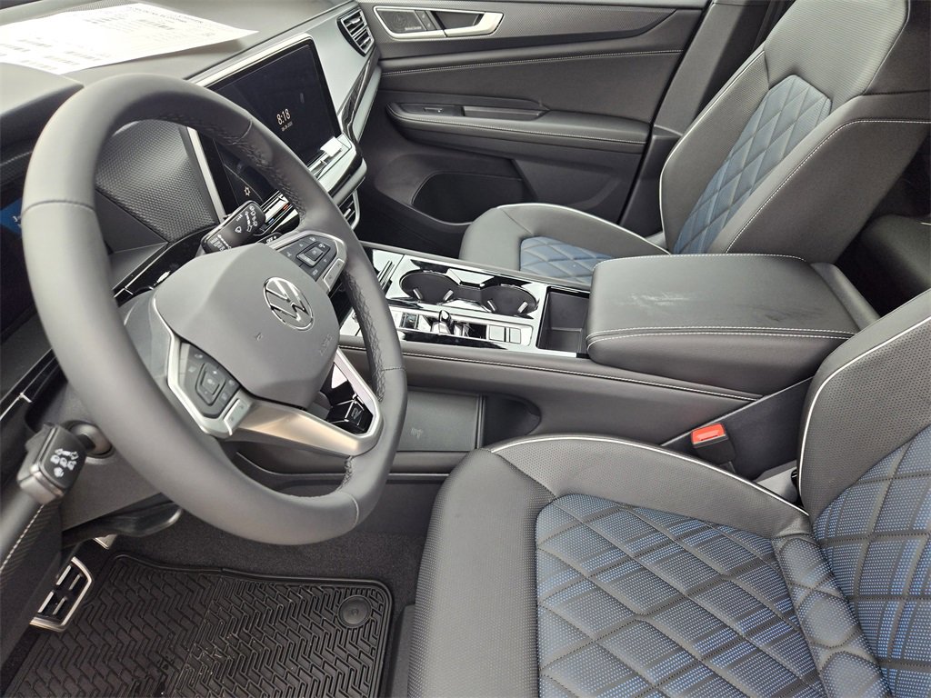 New 2026 Volkswagen Atlas Cross Sport SEL Premium R-Line image 10