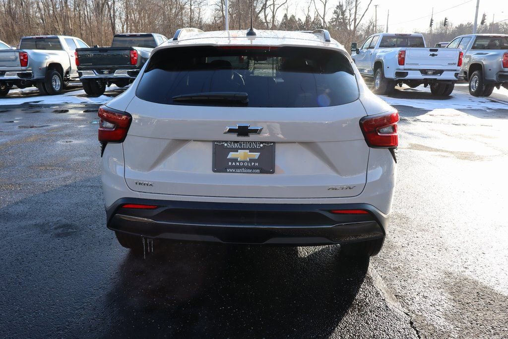 New 2026 Chevrolet Trax ACTIV w/ Sunroof Package image 29