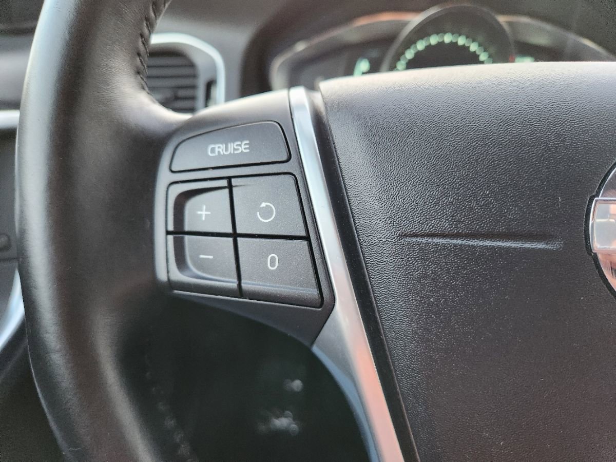 Used 2015 Volvo V60 T5 Premier image 22