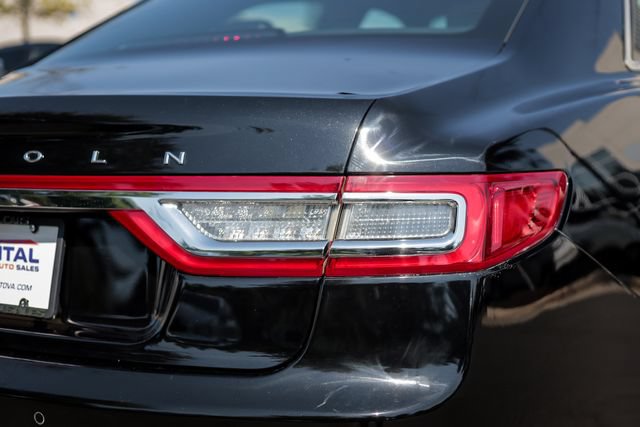 Used 2020 Lincoln Continental AWD w/ Premium Package image 17