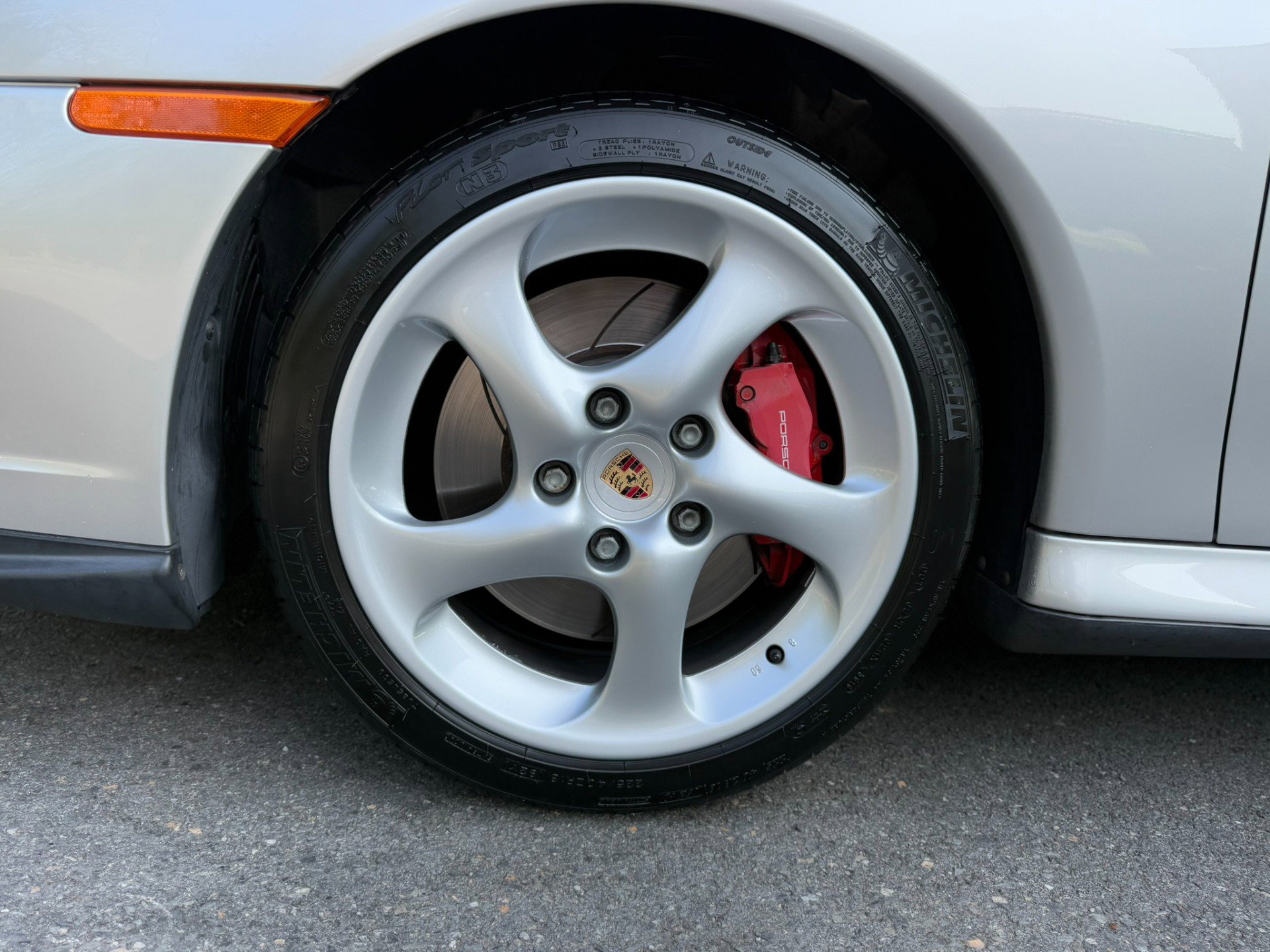 Used 2001 Porsche 911 Turbo image 37