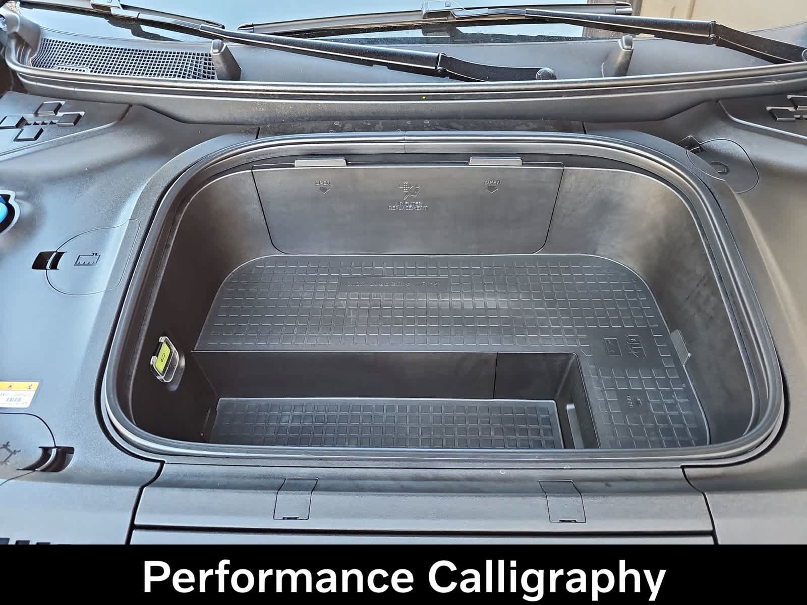 Certified 2026 Hyundai Ioniq 9 Calligraphy AWD/4WD image 13