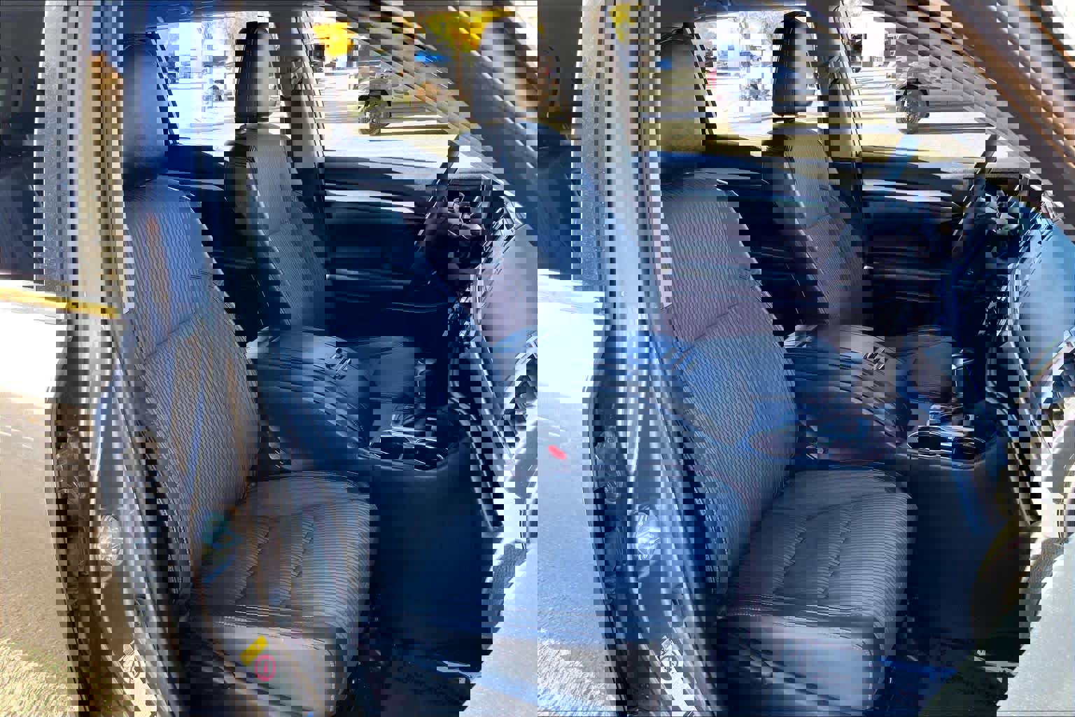 Certified 2019 Toyota Highlander LE image 7