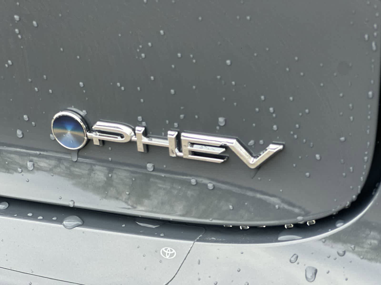 New 2026 Toyota Prius Plug-In Hybrid FWD image 18