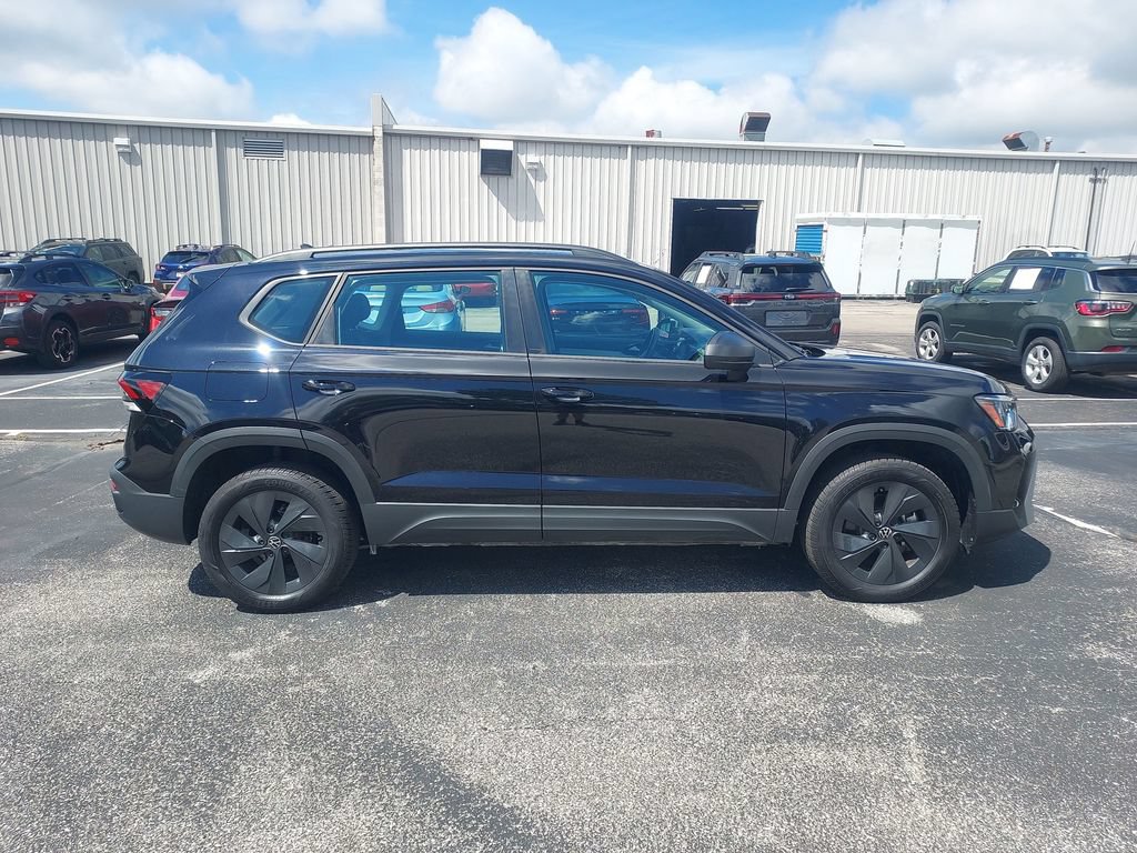 Used 2025 Volkswagen Taos S FWD image 8