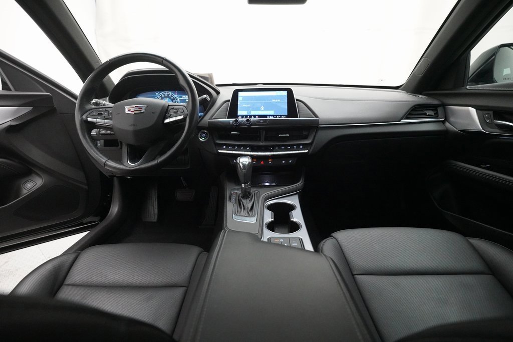 Used 2023 Cadillac CT4 Premium Luxury image 5
