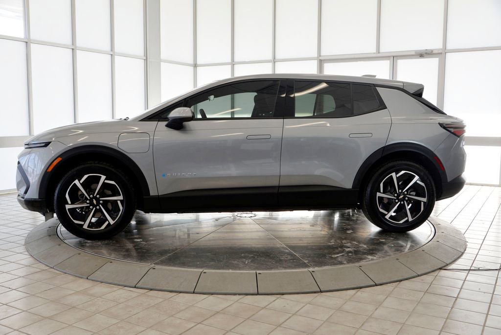 Certified 2025 Chevrolet Equinox EV LT image 5