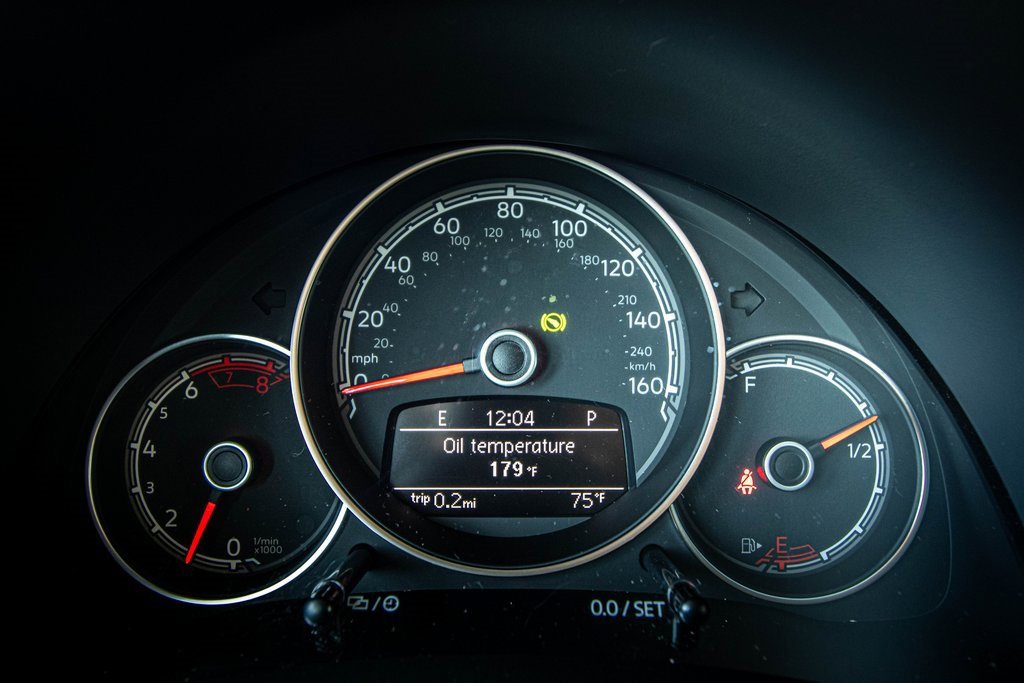 Used 2019 Volkswagen Beetle 2.0T SE image 29