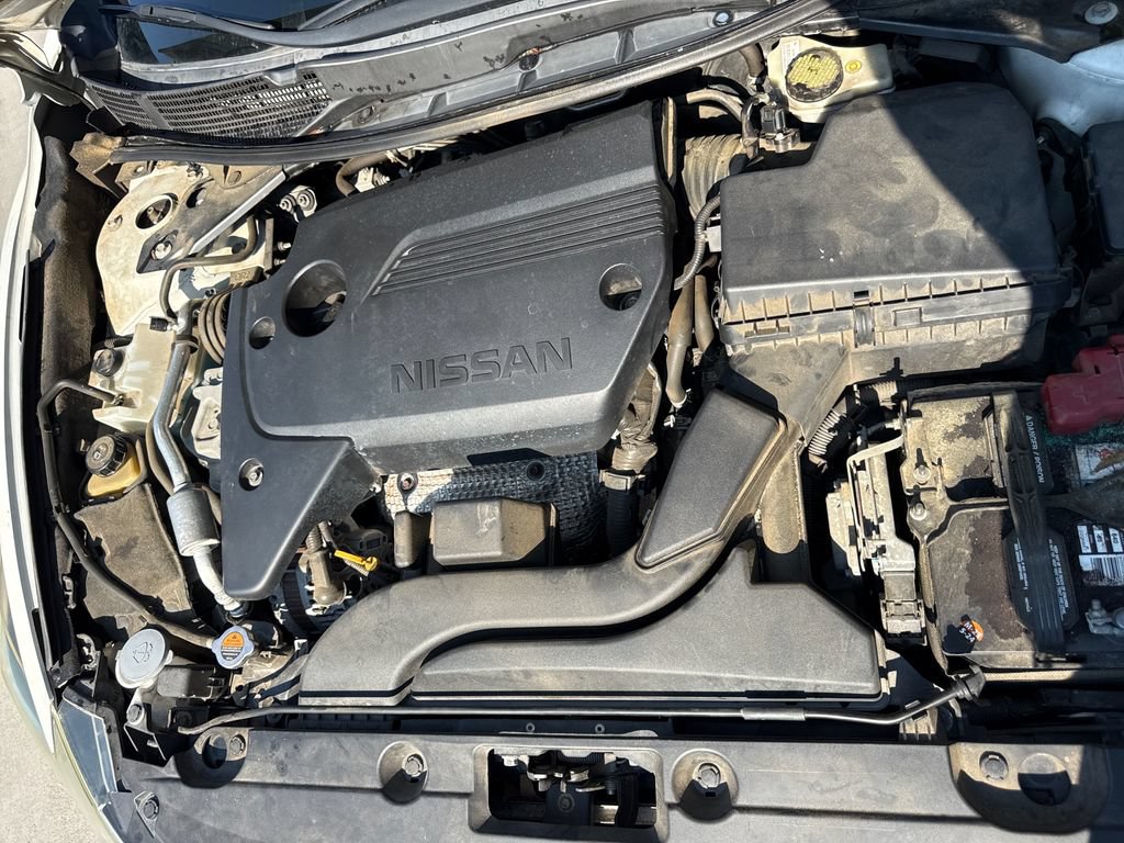 Used 2016 Nissan Altima 2.5 SV FWD image 35
