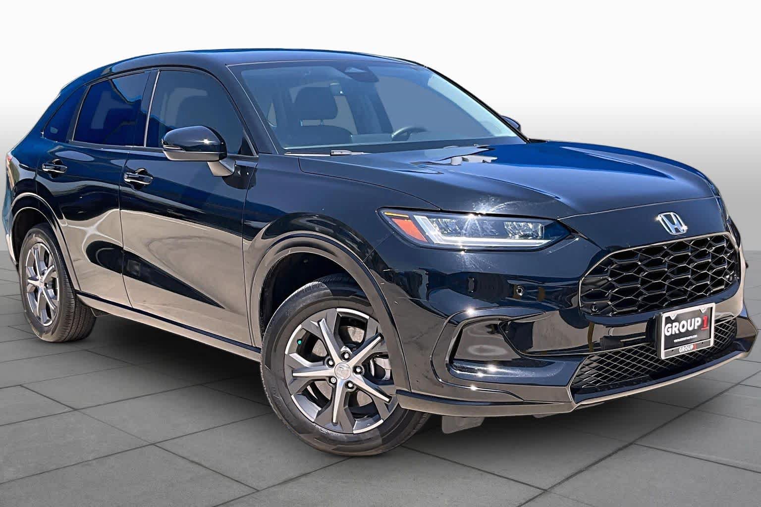 Used 2025 Honda HR-V EX-L image 3