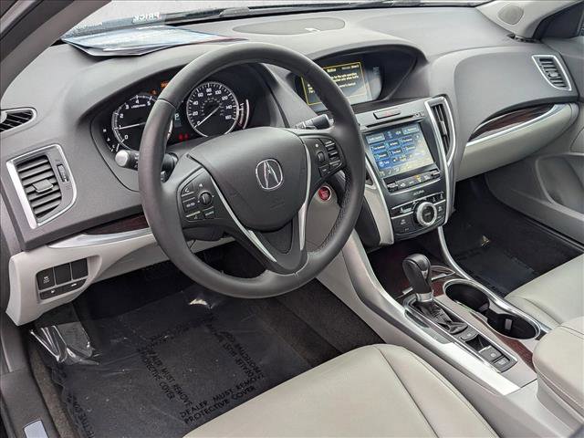 Used 2015 Acura TLX image 10