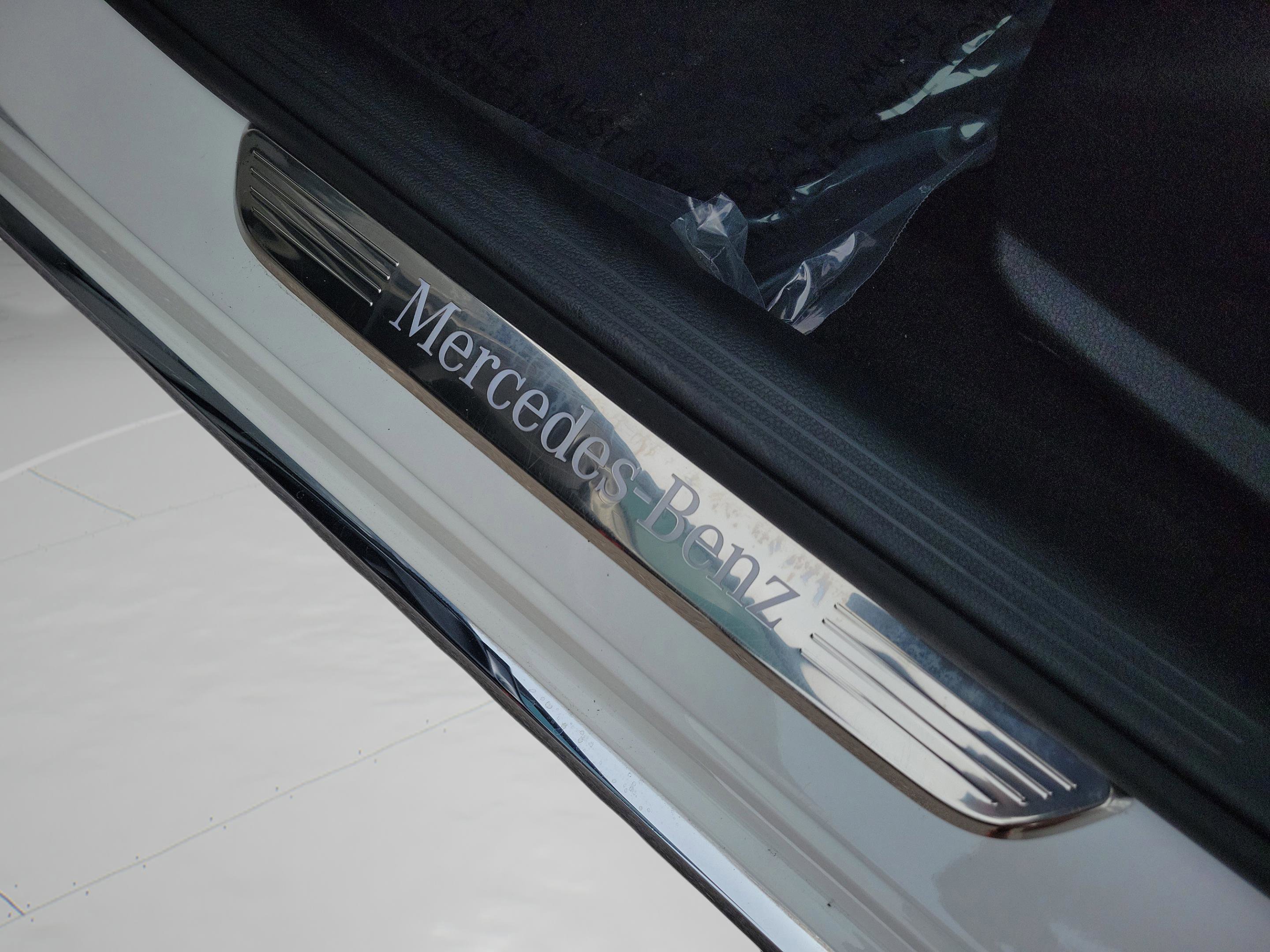 Used 2021 Mercedes-Benz C 300 Sedan image 32