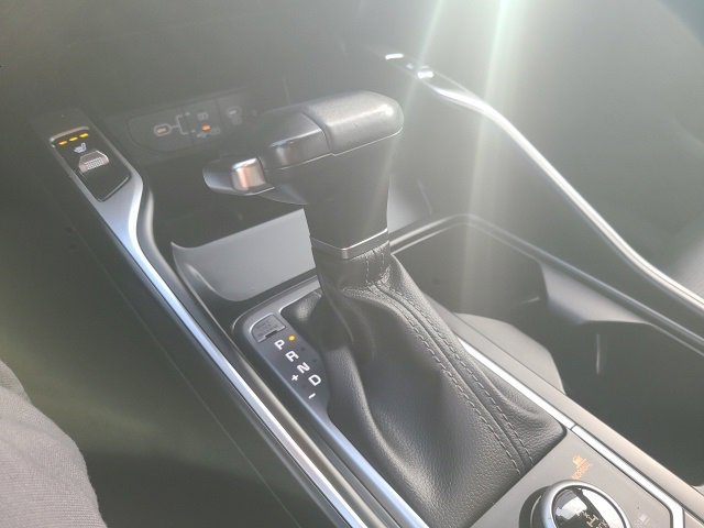 Used 2024 Kia Sorento S image 28