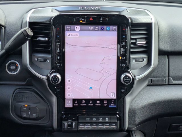 New 2026 RAM 3500 Big Horn AWD/4WD image 19