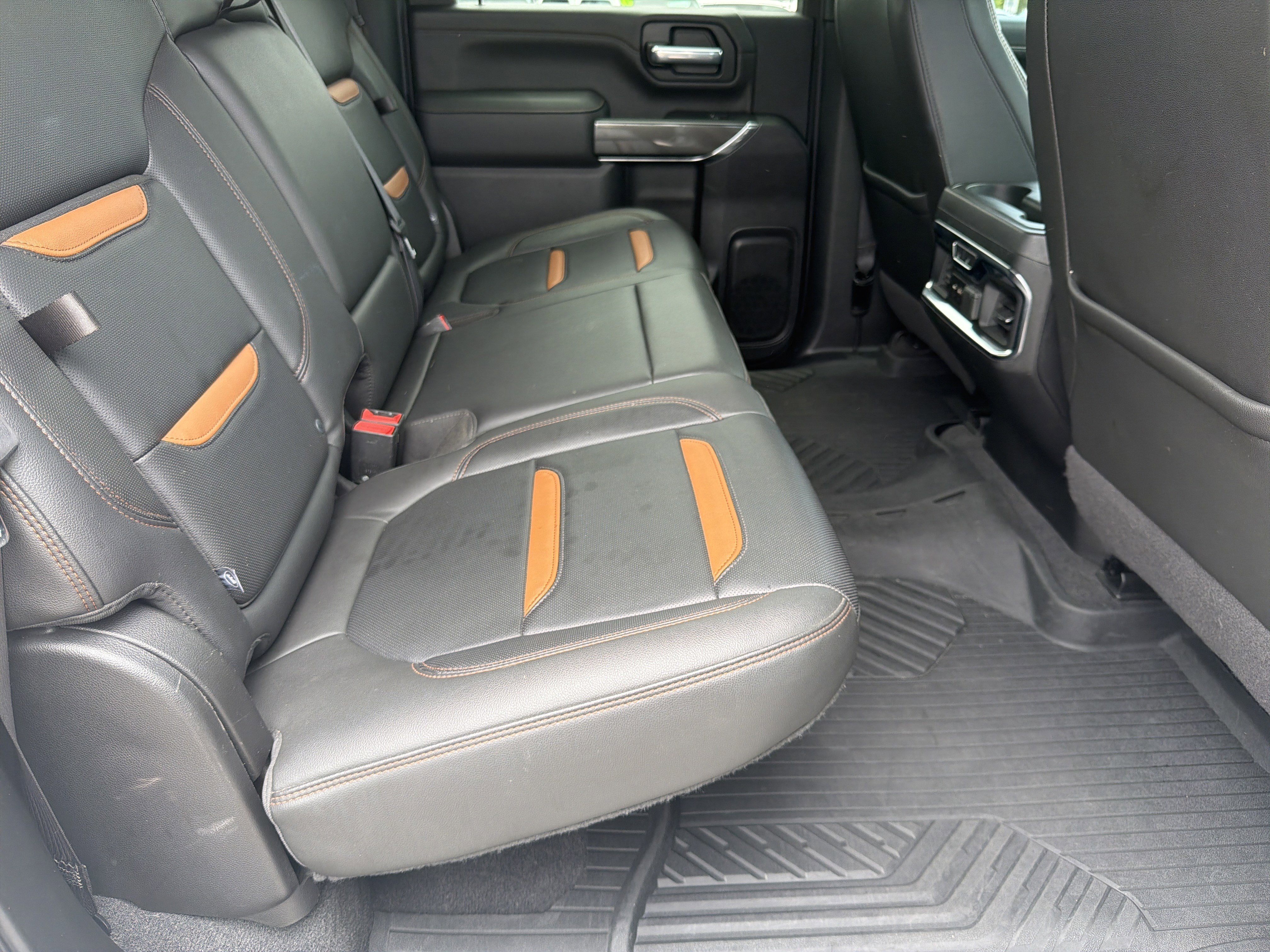 Used 2020 GMC Sierra 2500 AT4 w/ AT4 Premium Package AWD/4WD image 24