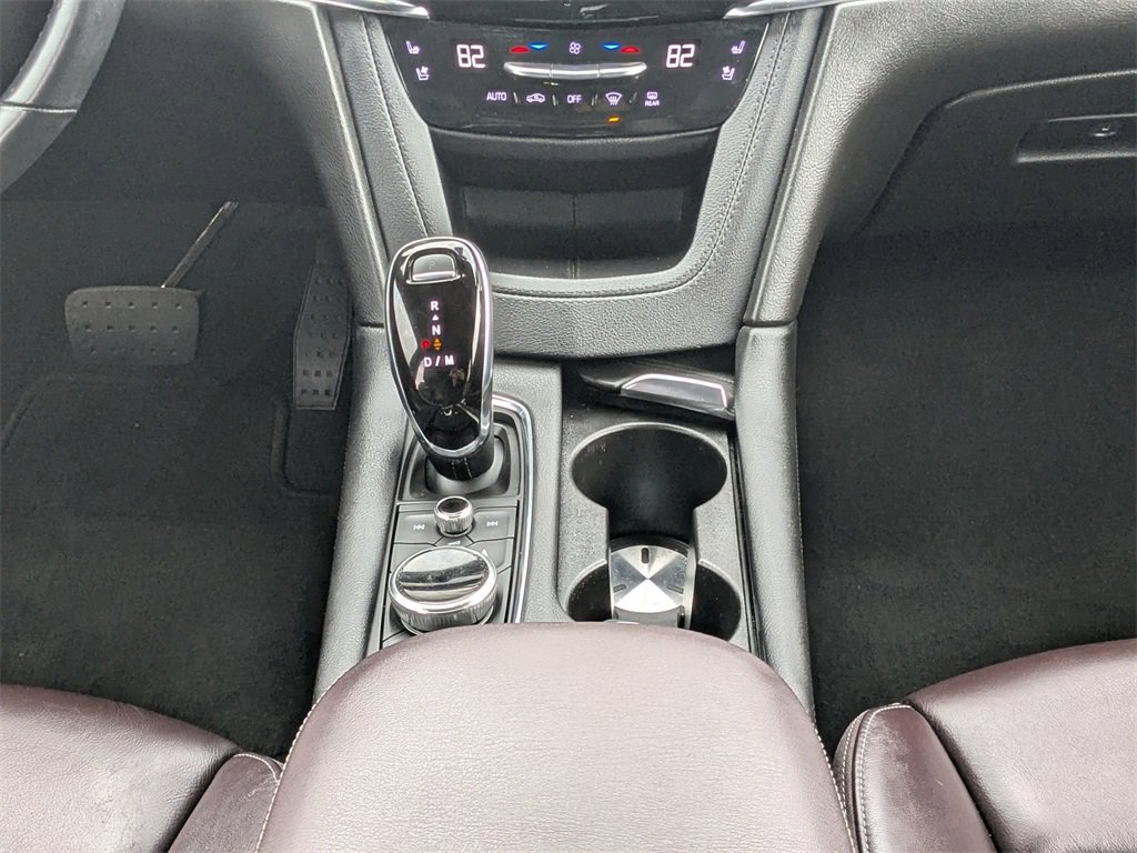 Used 2021 Cadillac XT6 Premium Luxury image 21