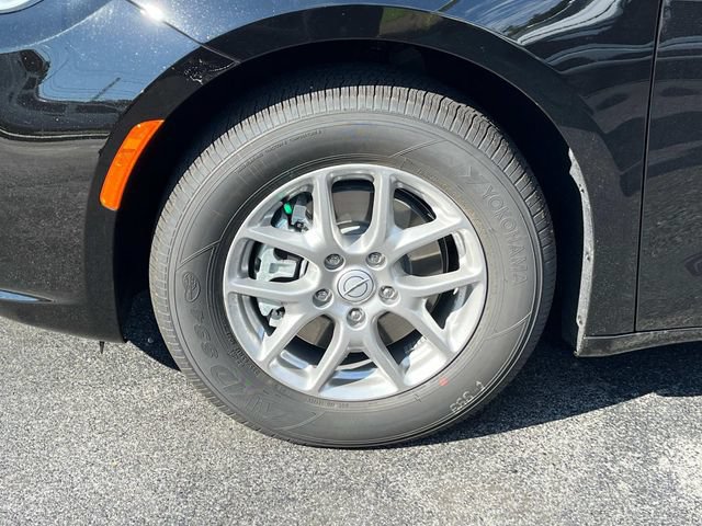New 2026 Chrysler Pacifica Select FWD image 11