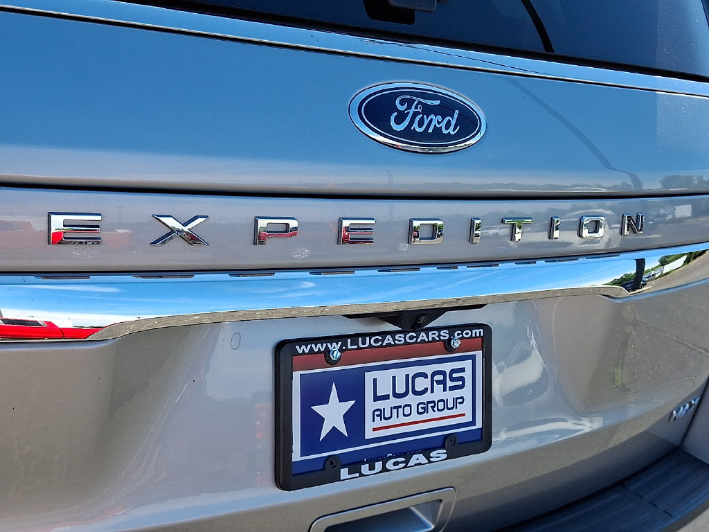 Used 2024 Ford Expedition Max Limited AWD/4WD image 32