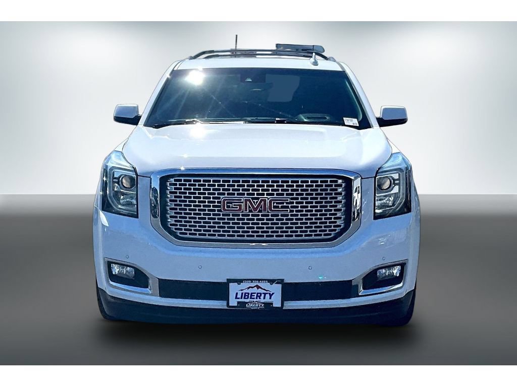Used 2017 GMC Yukon Denali w/ Open Road Package AWD/4WD image 2