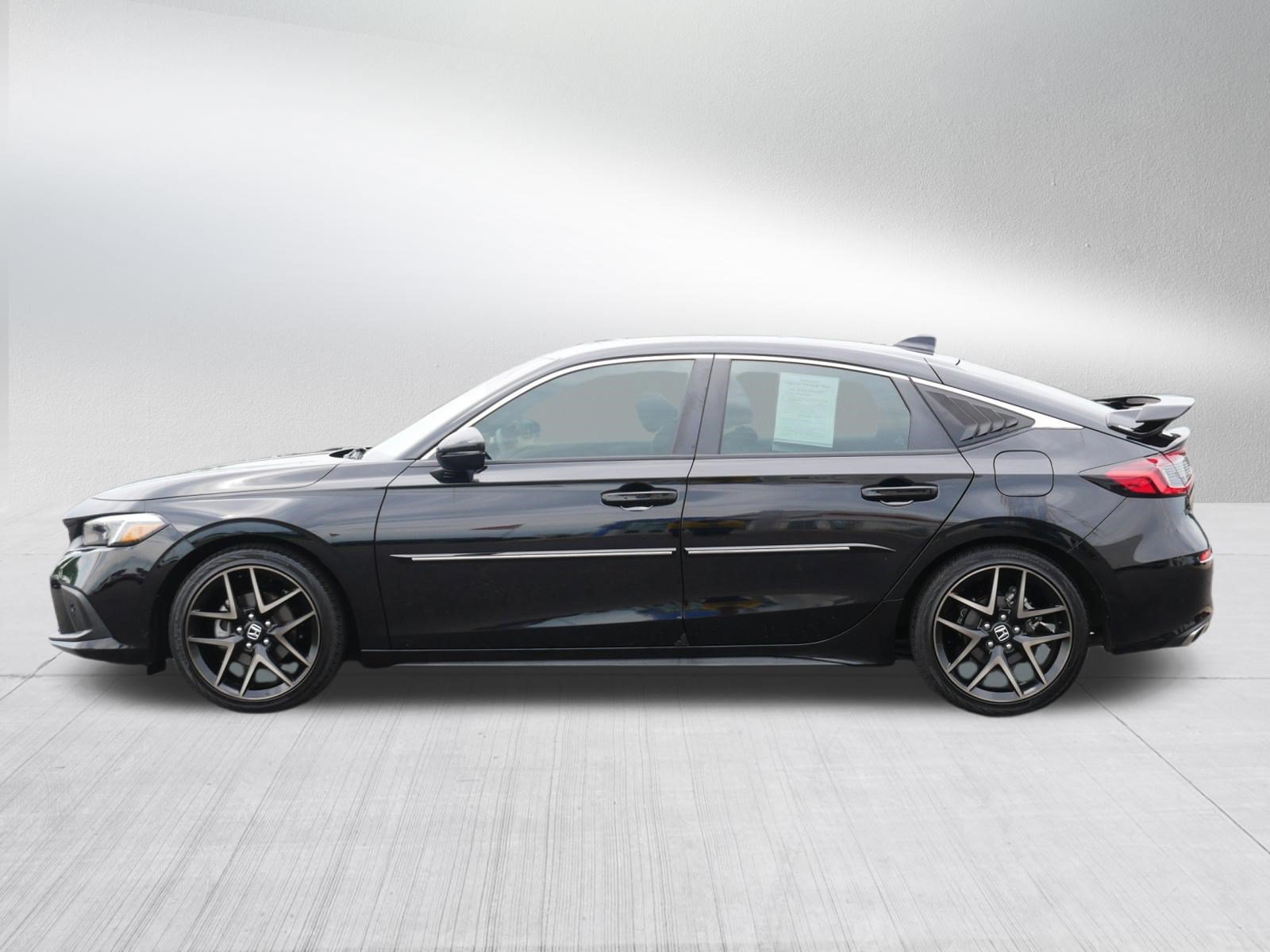 Used 2024 Honda Civic Sport Touring image 4