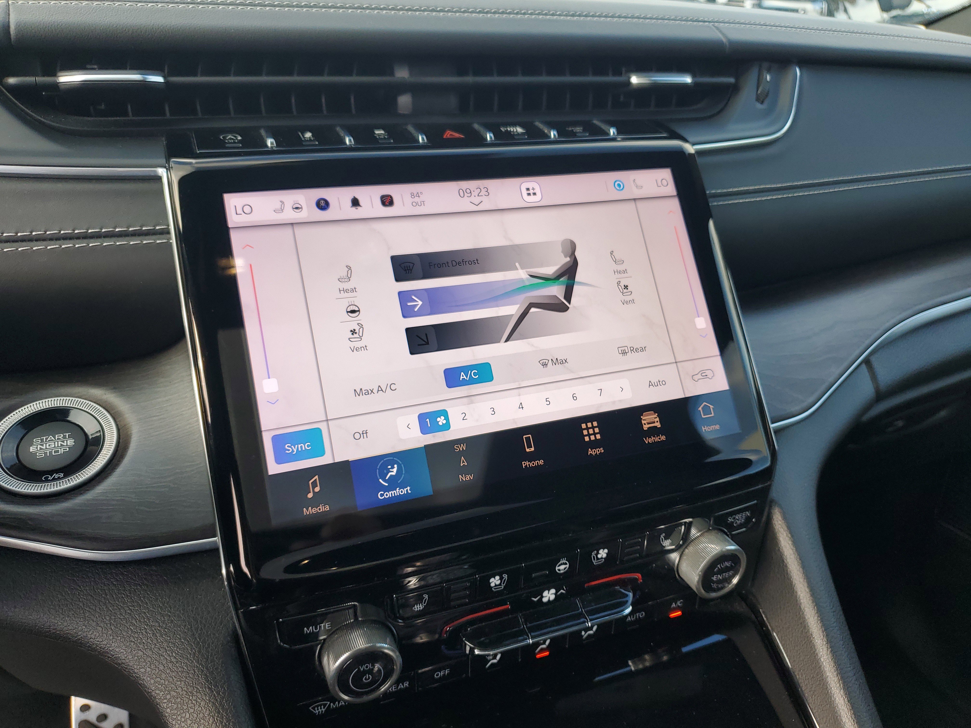 Used 2022 Jeep Grand Cherokee Overland image 27