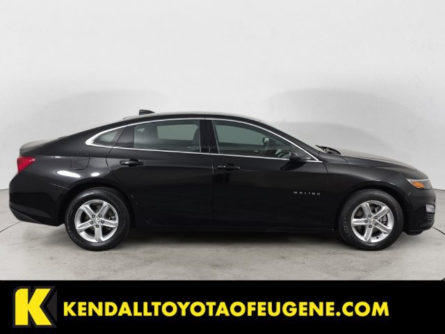 Used 2022 Chevrolet Malibu LS FWD image 4