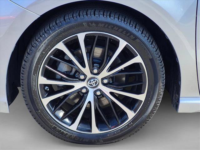 Used 2018 Toyota Camry SE FWD image 22