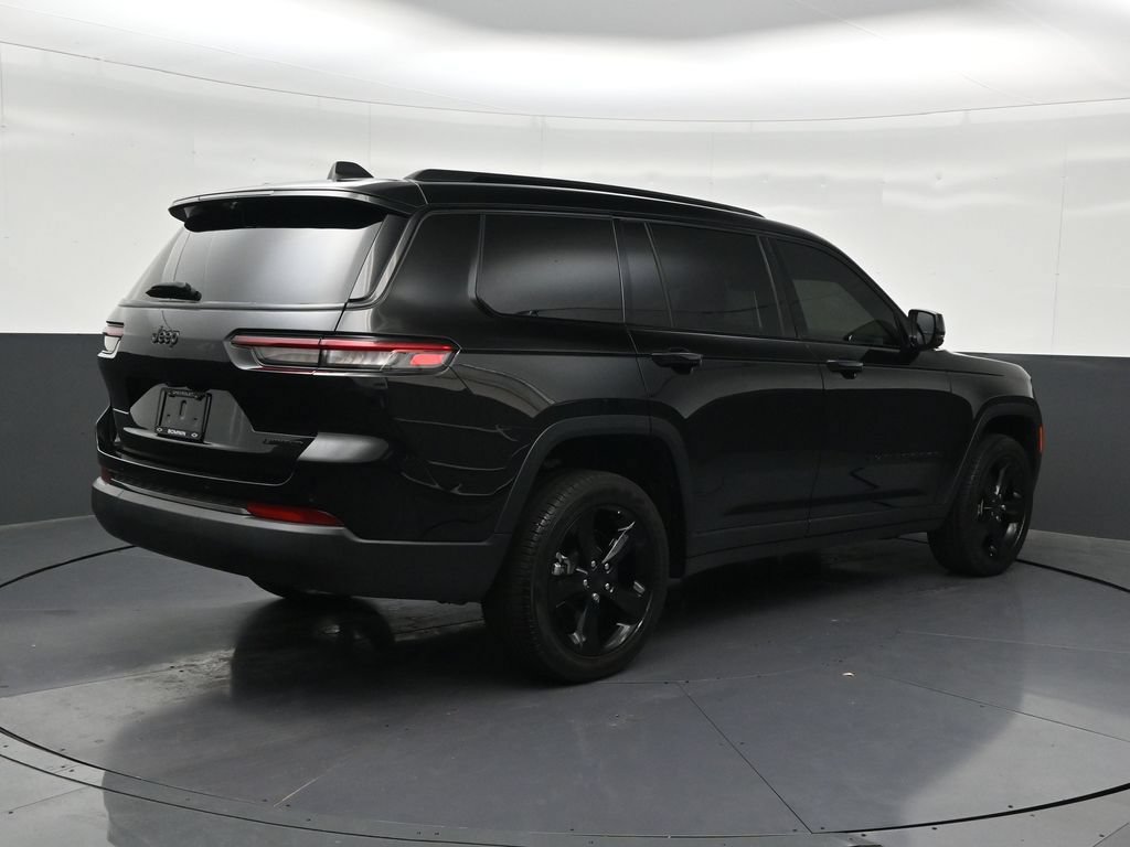 Used 2025 Jeep Grand Cherokee L Limited w/ Luxury Tech Group II RWD image 5