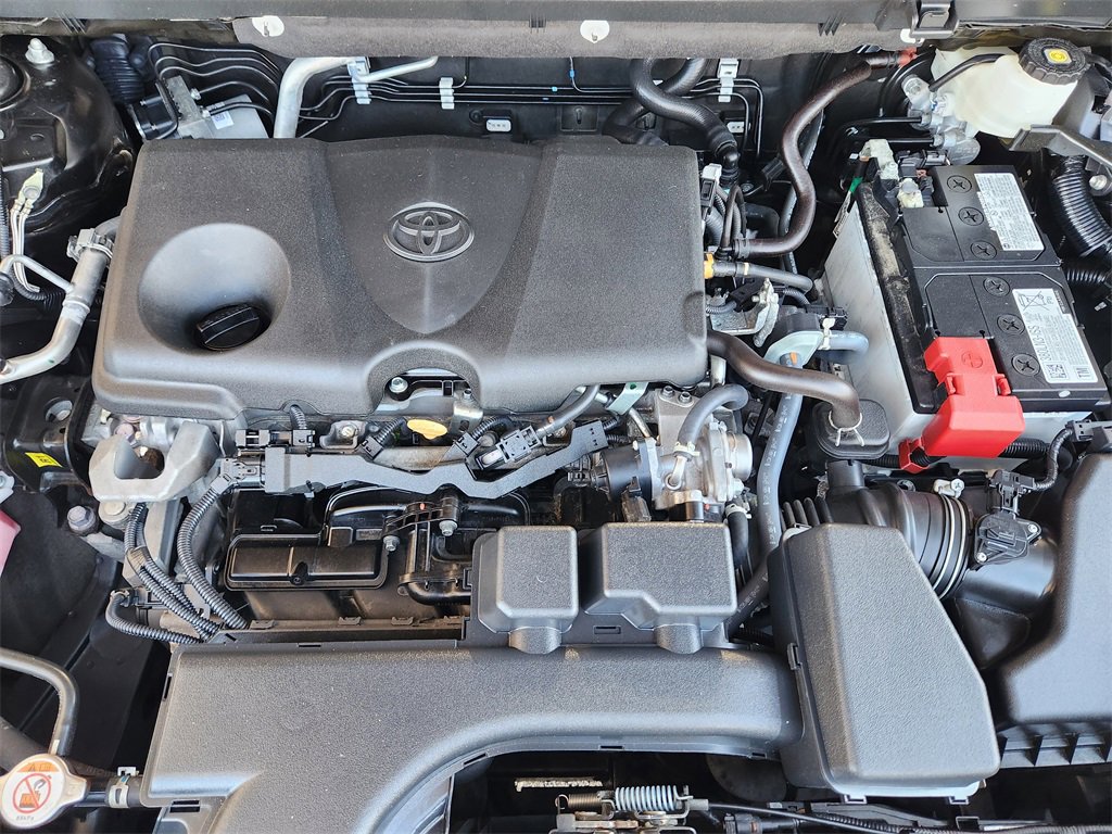 Used 2024 Toyota RAV4 XLE image 29