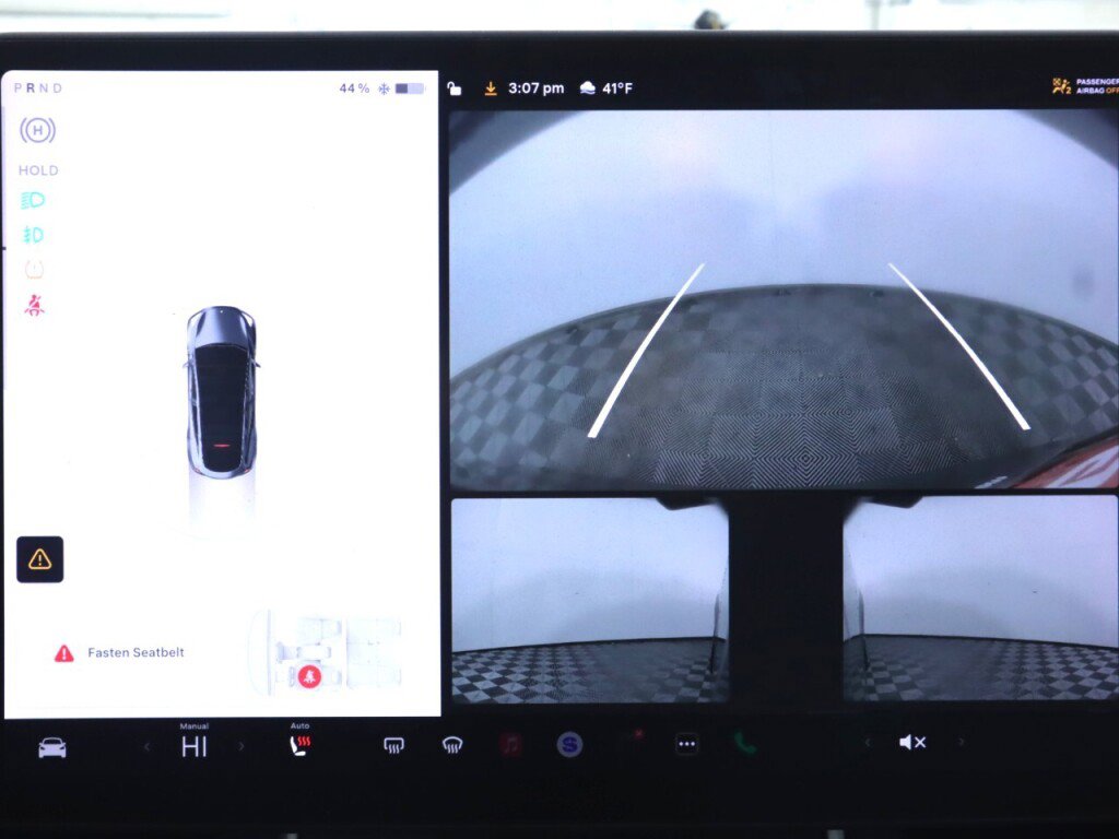 Used 2020 Tesla Model Y Long Range image 18