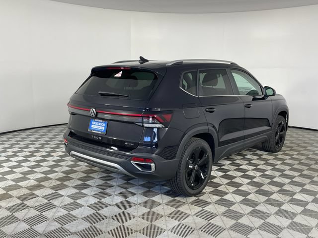 New 2026 Volkswagen Taos SEL AWD/4WD image 18