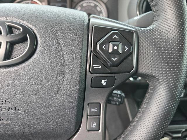 Certified 2023 Toyota Tacoma TRD Off-Road AWD/4WD image 25