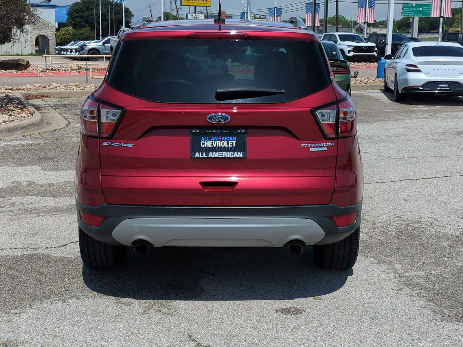 Used 2018 Ford Escape Titanium w/ Ford Safe & Smart Package FWD image 7