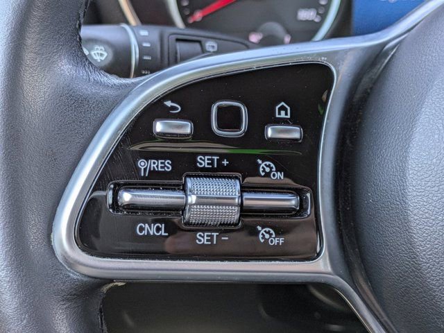 Used 2022 Mercedes-Benz GLC 300 w/ Premium Package Lite image 23