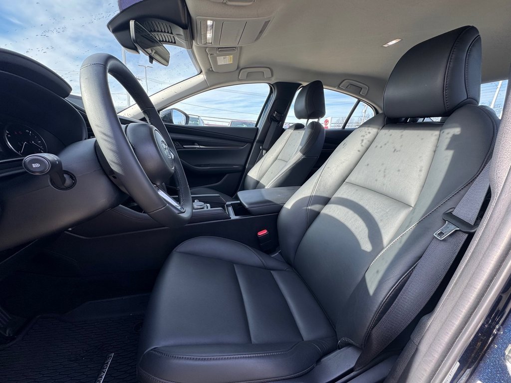 Used 2025 MAZDA MAZDA3 s image 8