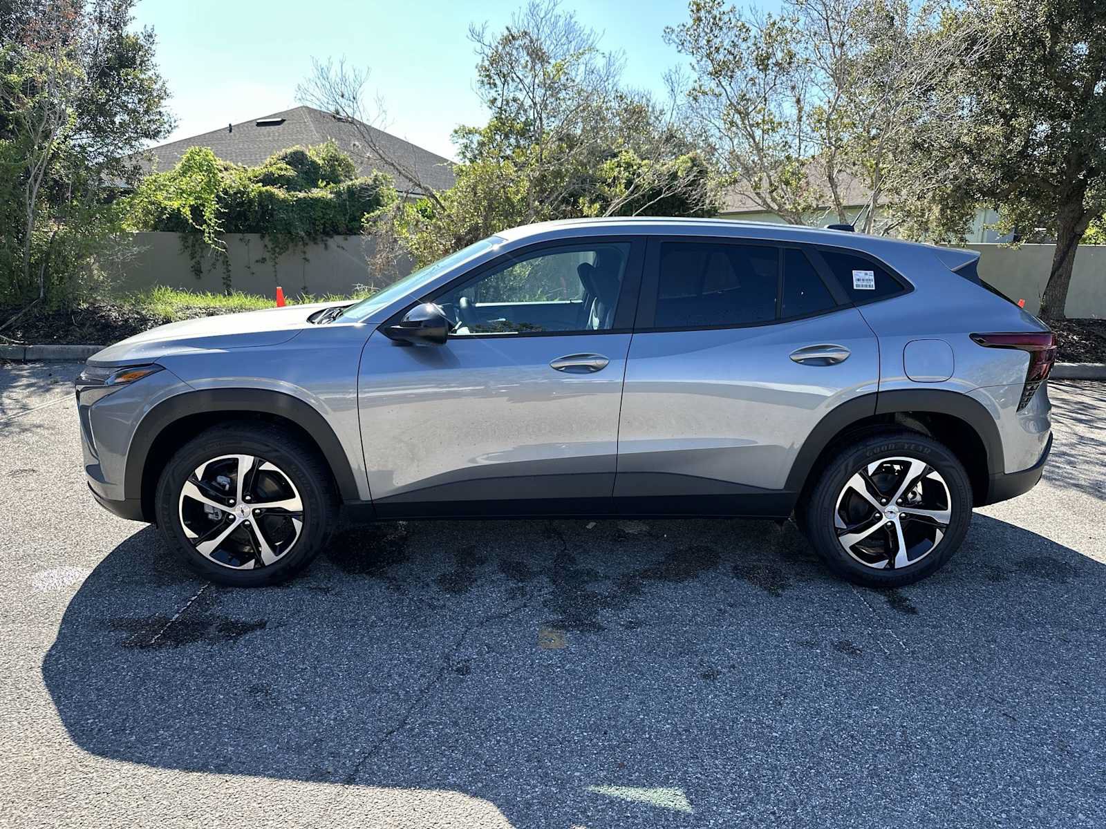 New 2026 Chevrolet Trax RS FWD image 3