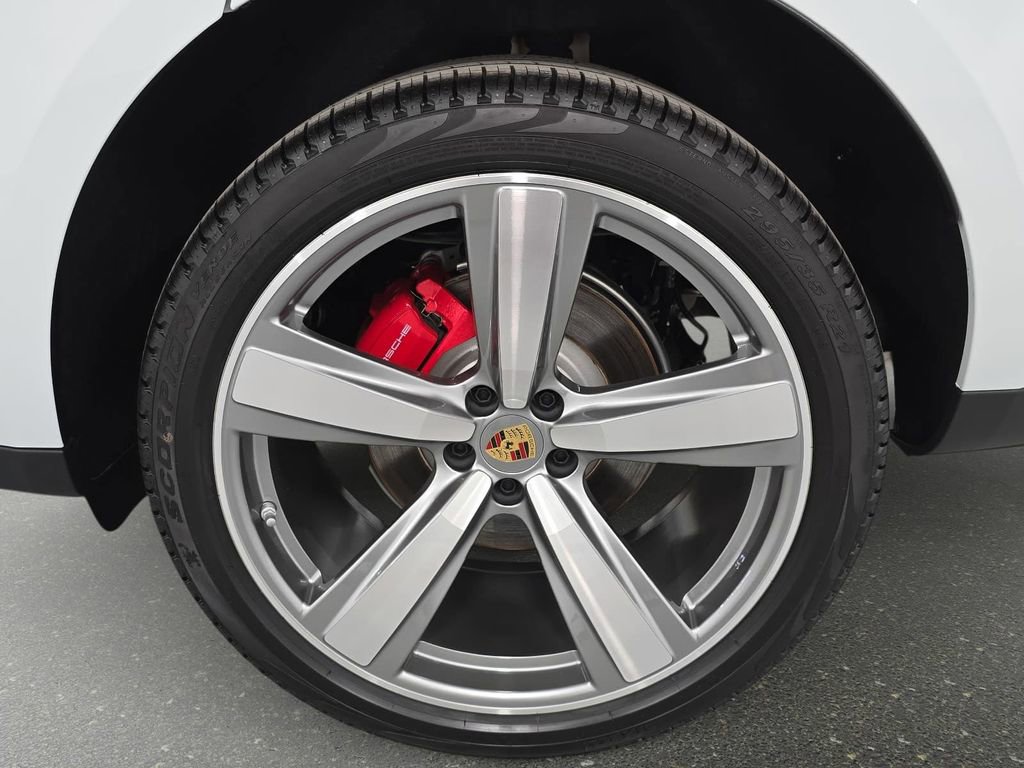 New 2026 Porsche Macan S AWD/4WD image 29