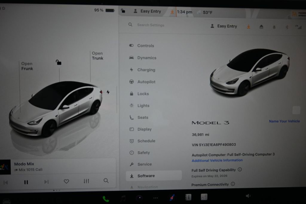 Used 2023 Tesla Model 3 Standard Range RWD image 14