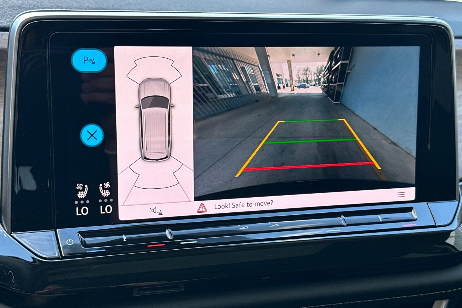 New 2026 Volkswagen Atlas SE image 19