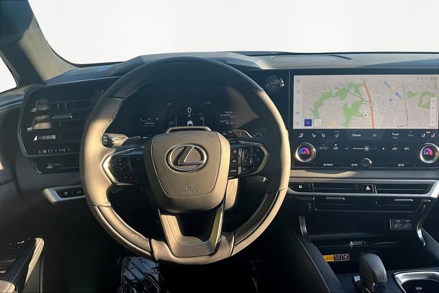 Used 2025 Lexus RX 350h image 8