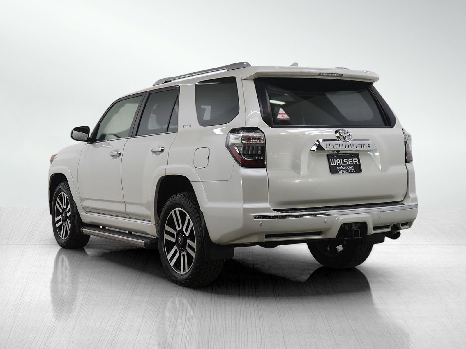 Used 2019 Toyota 4Runner Limited image 3