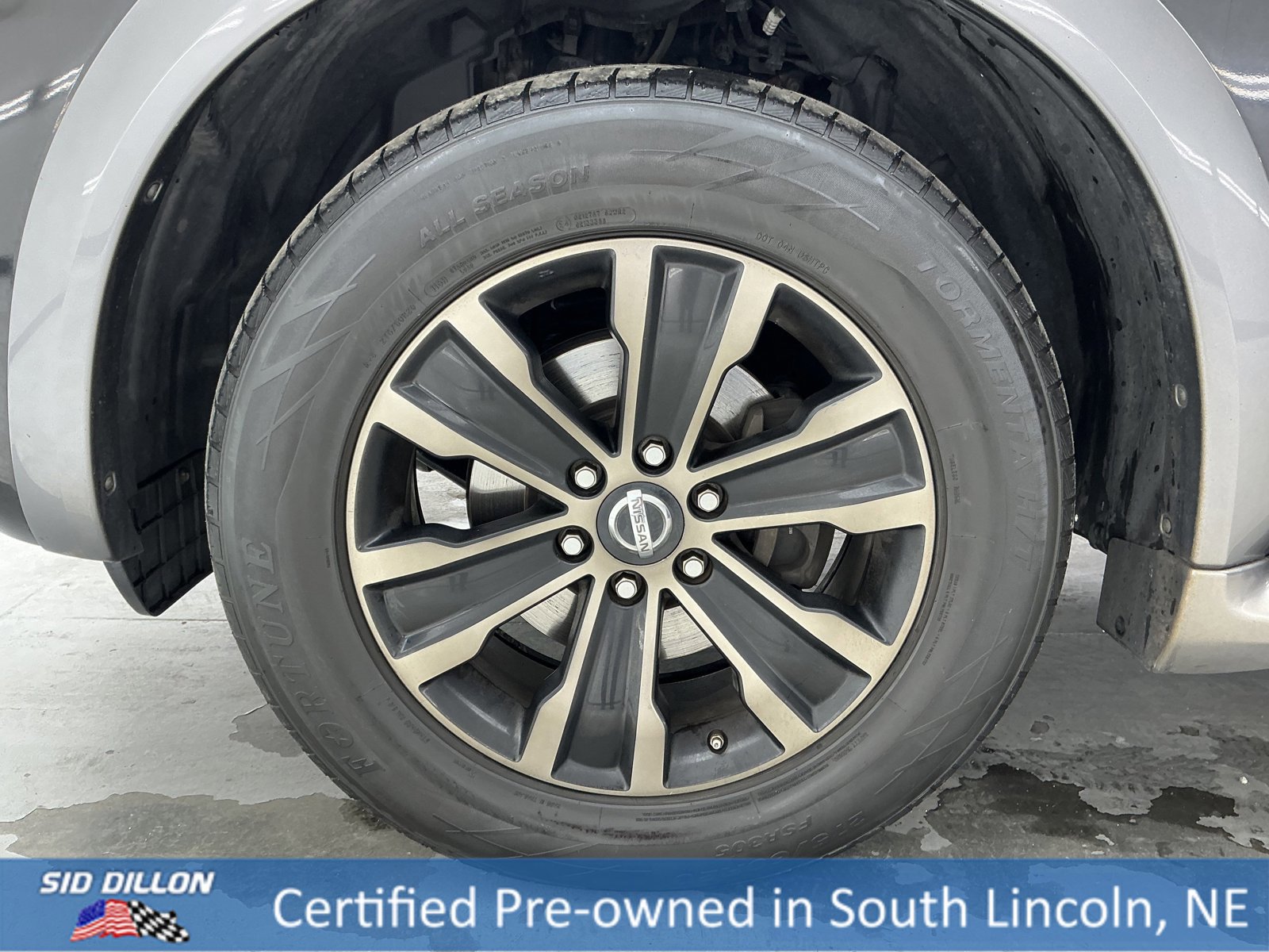 Used 2017 Nissan Armada Platinum w/ Captain Seat Package image 18