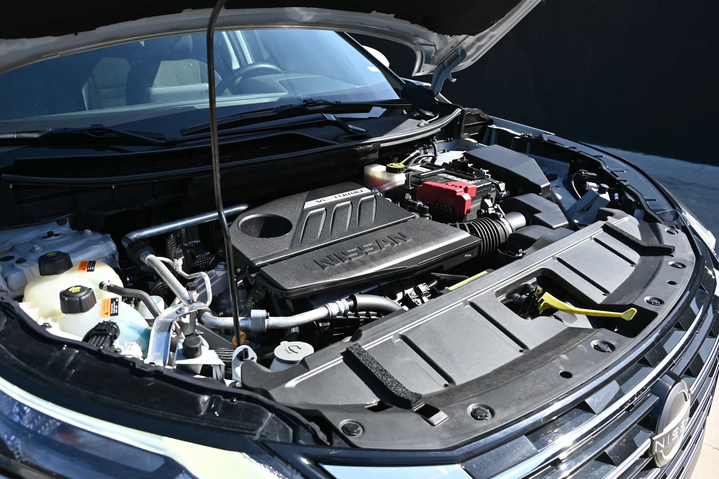 Used 2025 Nissan Rogue SV AWD/4WD image 19