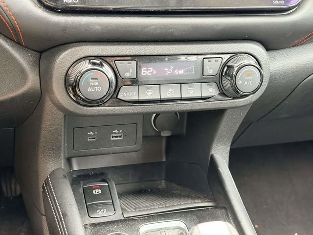 Used 2023 Nissan Kicks SR w/ SR Premium Package FWD image 21