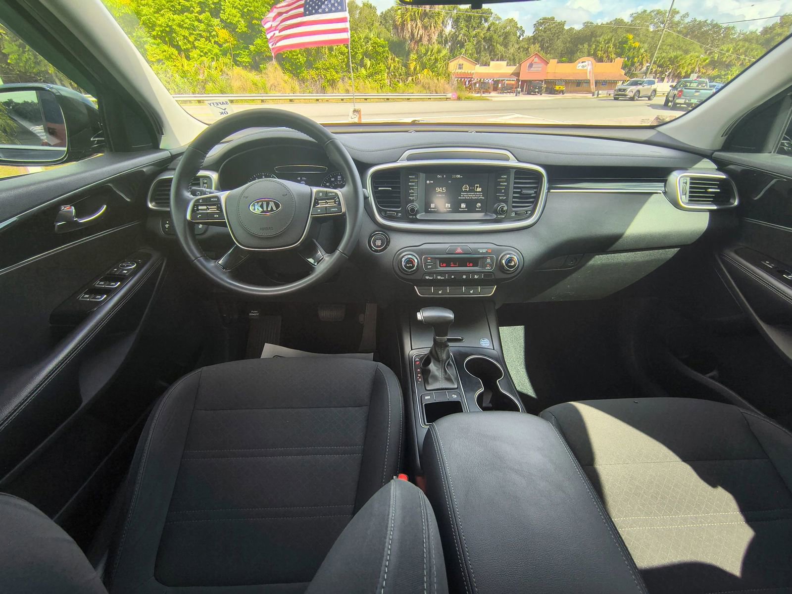 Used 2020 Kia Sorento S image 19