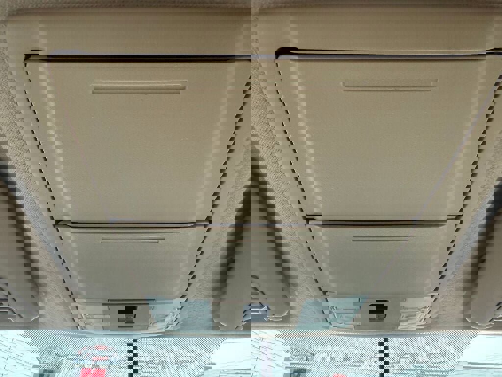 Used 2016 Ford F350 Lariat w/ Chrome Package image 21