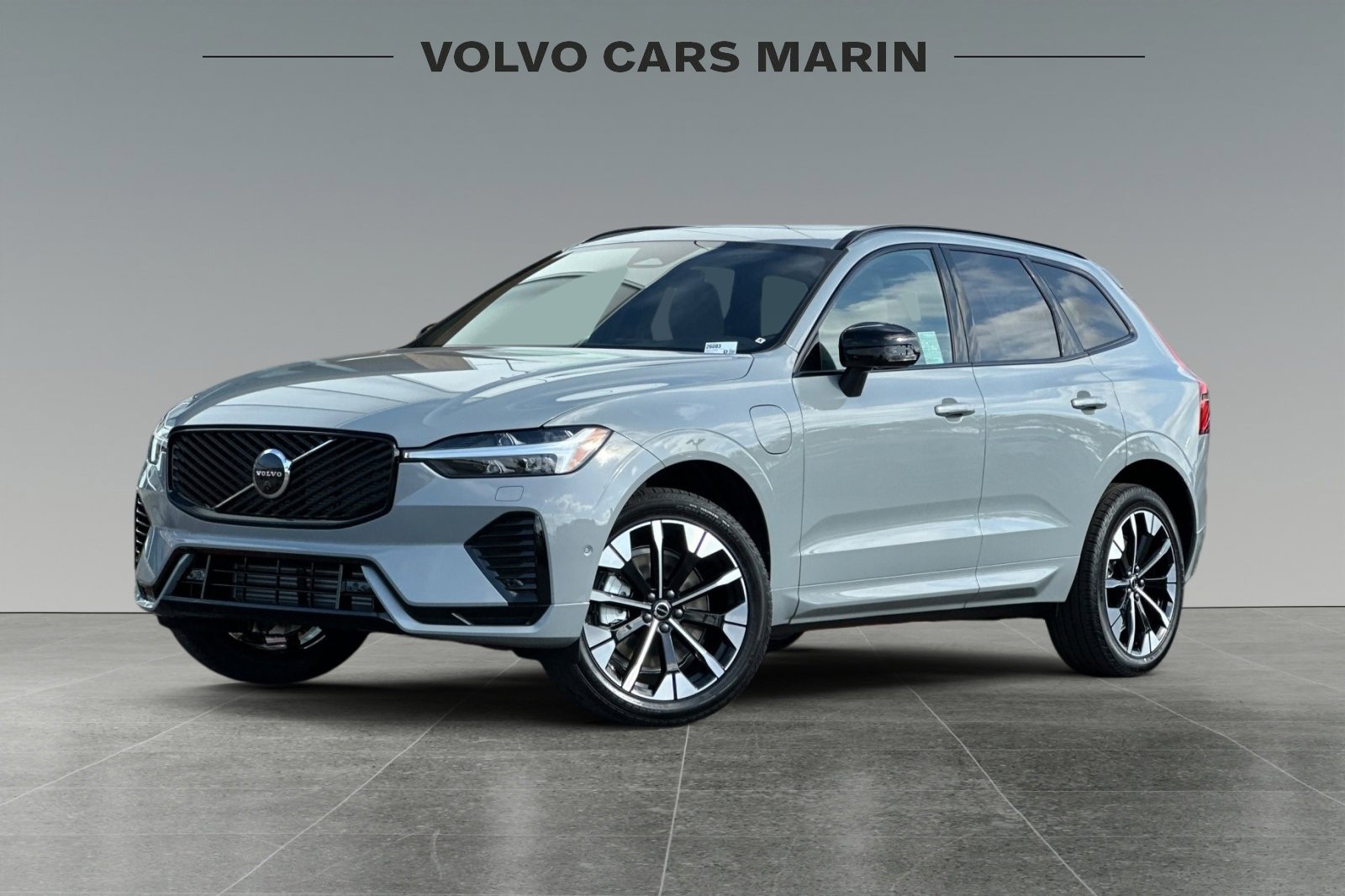 New 2026 Volvo XC60 T8 Plus w/ Climate Package video 1