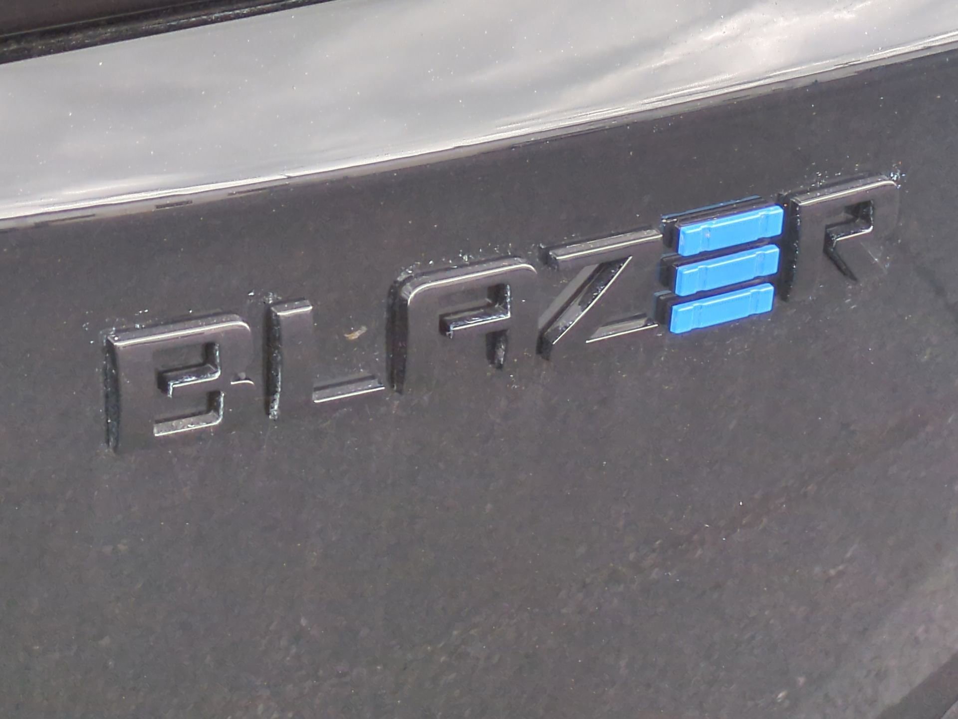 New 2025 Chevrolet Blazer EV RS RWD image 31