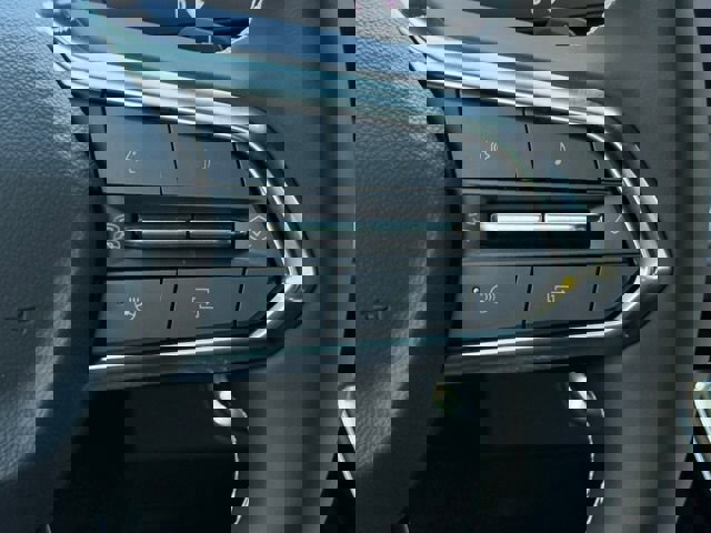 New 2026 Chevrolet Traverse LT w/ Driver Confidence Package image 32