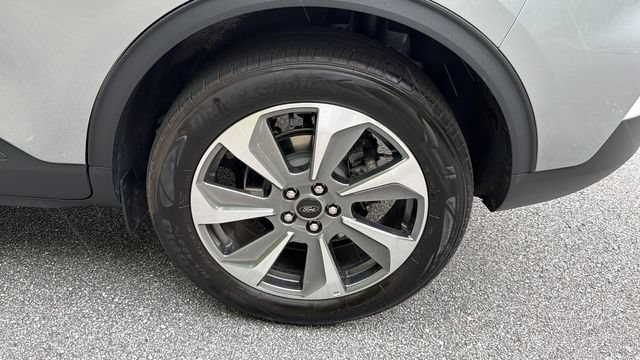 Certified 2024 Ford Escape Platinum AWD/4WD image 20